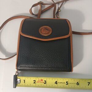 Dooney and Bourke vintage crossbody bag / belt bag